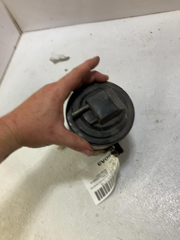 96 TOYOTA CELICA Evaporator Canister - Image 2 of 2