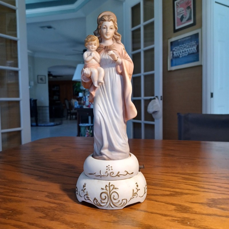 Virgin Mary Our Lady Madonna Statue Infant Child Music Box Ave Maria 10.5"