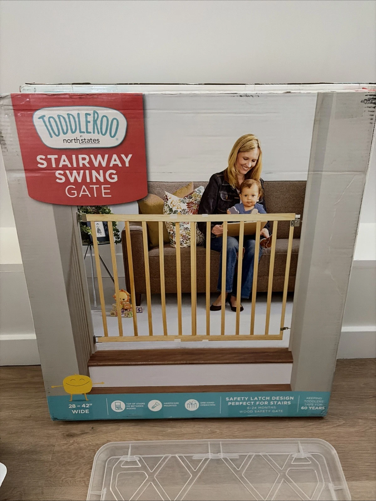 North States 4630A Wood Stairway Swing Supergate 30 H x 28-42 W in.