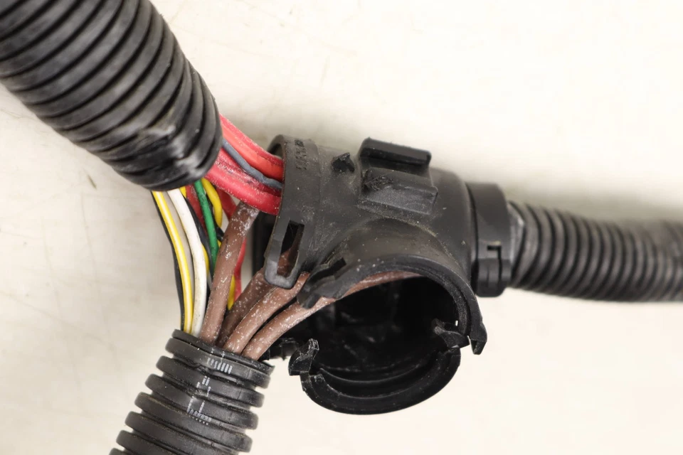 BMW 428I XDRIVE 2014-2016 2,0 L - Arnés de cableado del módulo de transmisión/motor Foto 3 de 4