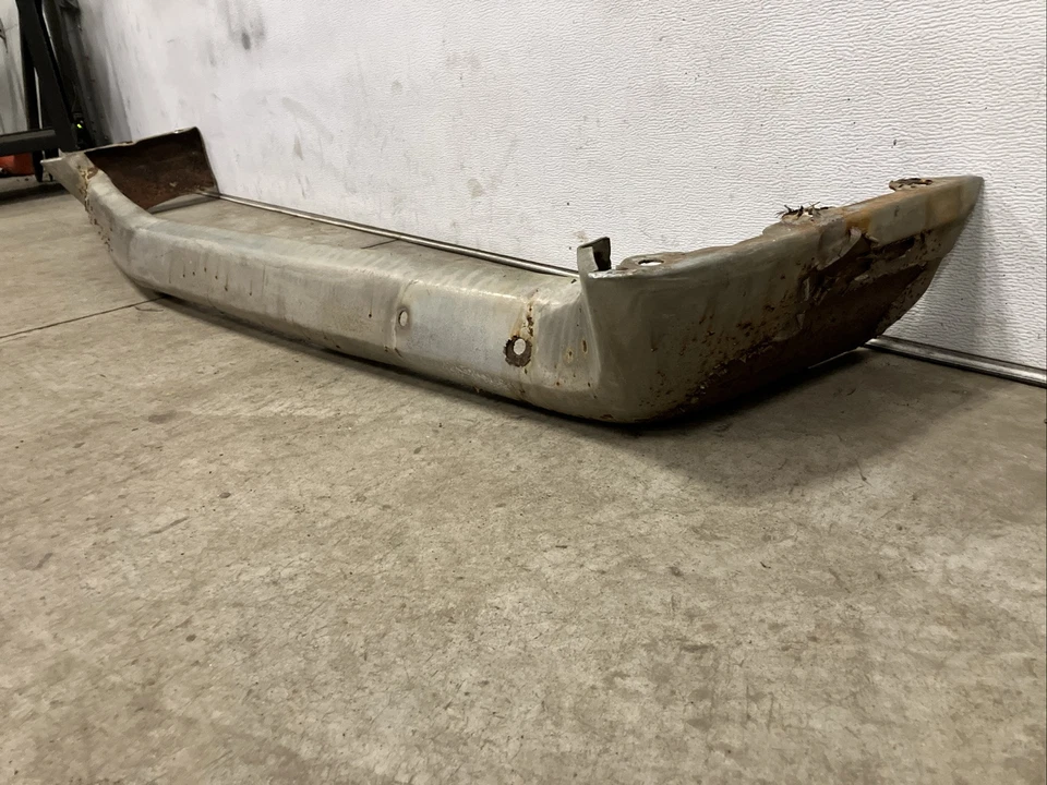 Lincoln 1957 parachoques delantero inferior Continental Mark II 1956 56 57 piezas Foto 2 de 4