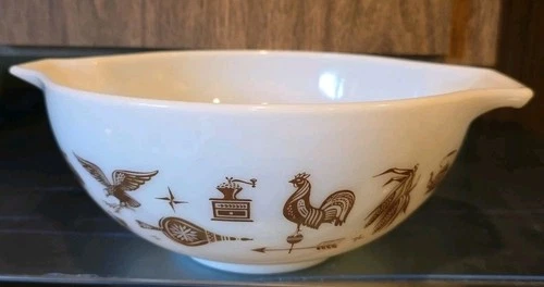 Vintage Pyrex Early American Cinderella #443  2-1/2 Qt Mixing Bowl 1962-1971