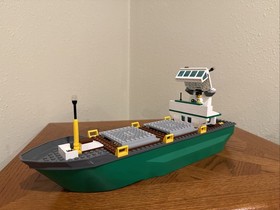 LEGO City: Harbour (4645) w/Instructions     Read Description