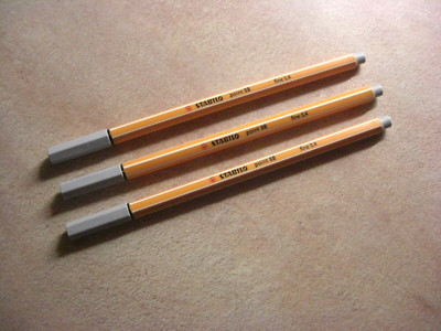 3 Stabilo point 88 in grau Fineliner Filzstifte Stifte dünn