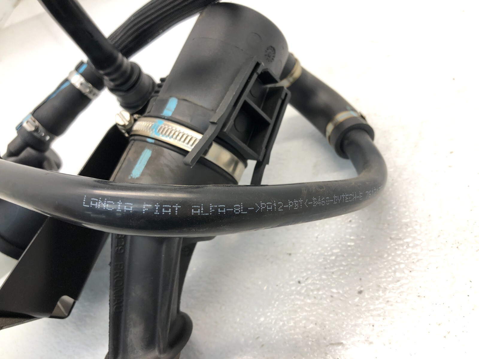 2008-2019 MASERATI GRANTURISMO S M145 FUEL VAPOR EMISSION RESERVOIR VALVE OEM