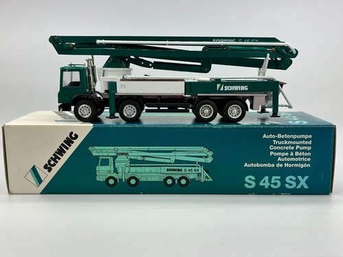 CONRAD Modelle I SCHWING S45 SX Betonpumpe auf MACK (1:50) - Bild 8 von 9