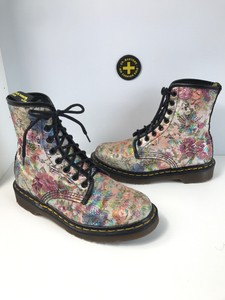 floral dr martens