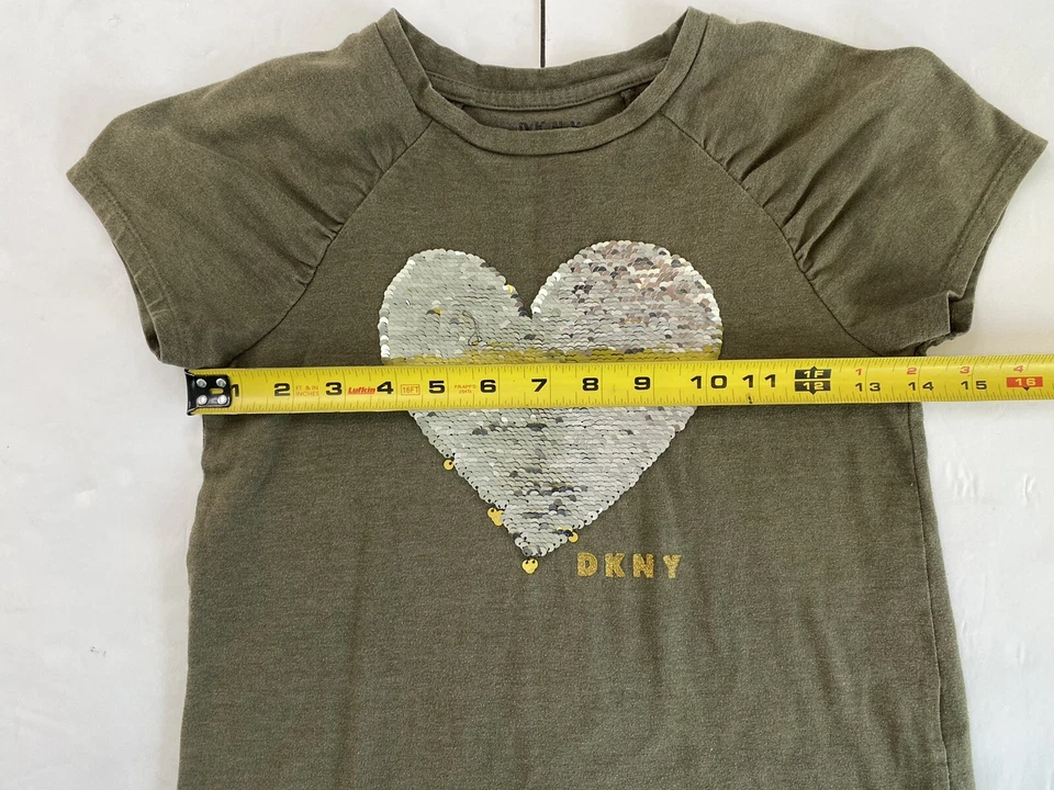 DKNY sequin heart t-shirt green Valentines day girls sz M (8-10) - Image 3 of 4