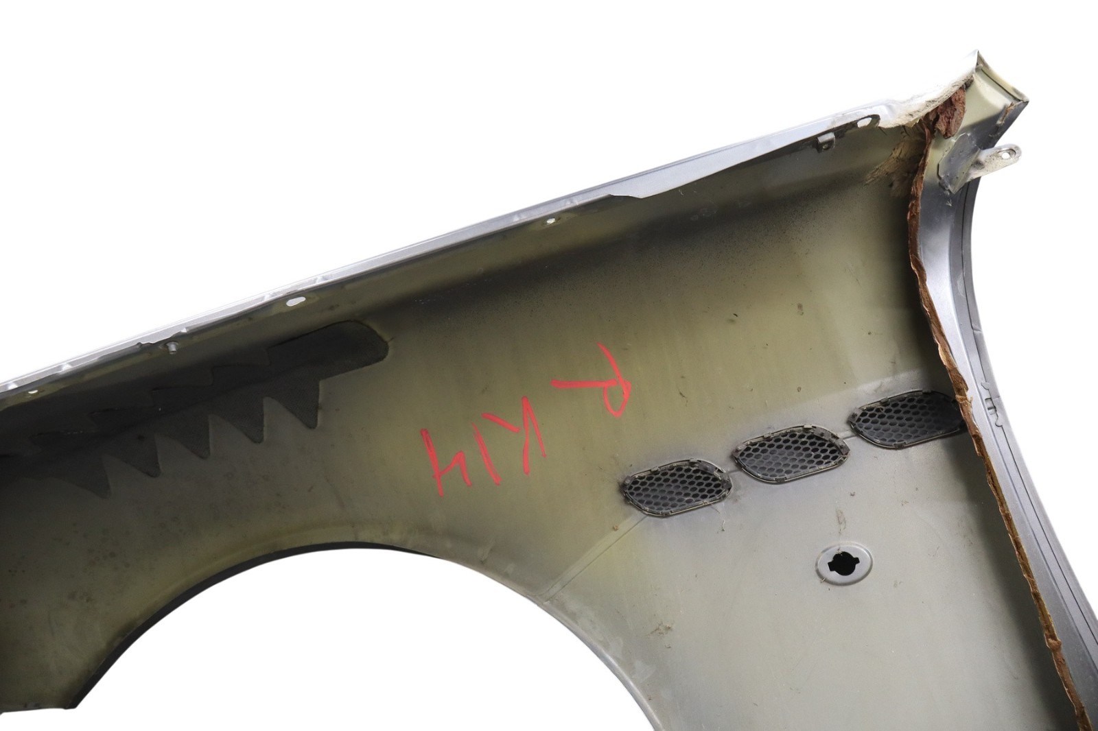 03-13 Maserati Quattroporte M139 Right Passenger Side Fender Cover Assembly Oem