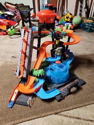 Hotwheels Gator Car Wash