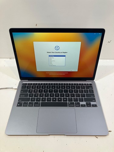 2020 Macbook Air Apple M1 3.2 Ghz CPU/GPU 8/7 Core | 16GB RAM 256GB SSD * (85%)