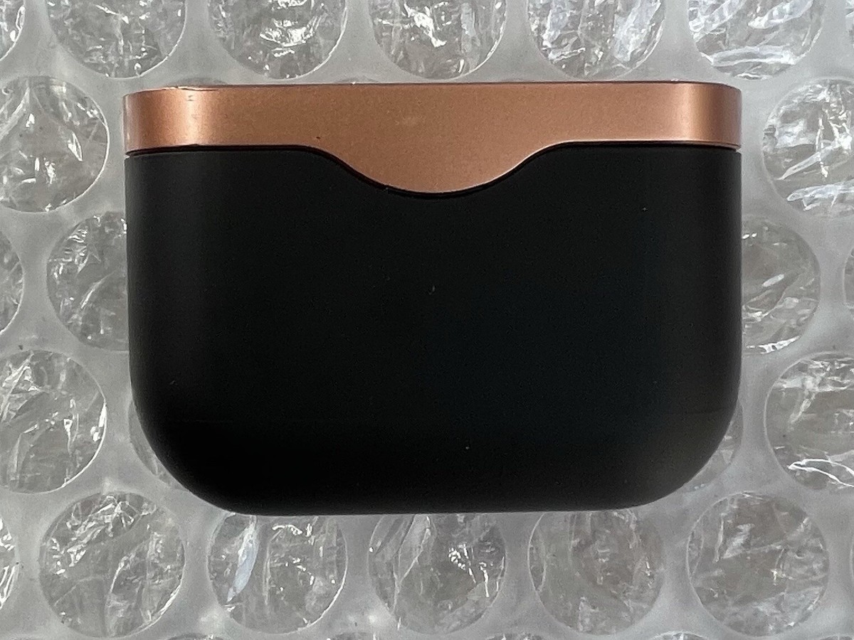 Sony WF-1000XM3 Wireless Headphone Charging Case only