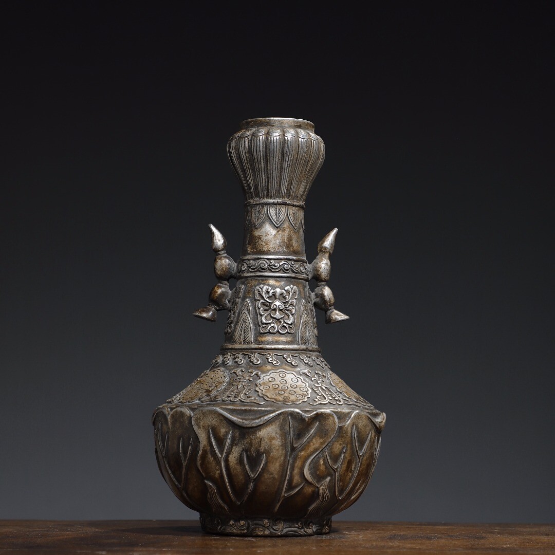 【激レア!】Gilt Buddha Perpetual Faces Vase 壺 激レア!】Gilt Buddha Perpetual Faces Vase 壺
