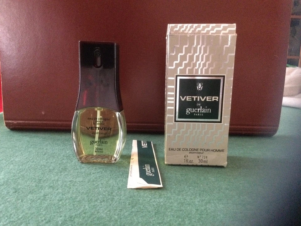 EAU DE COLOGNE POUR HOMME ATOMISEUR ml.30 ANNI 80 VINTAGE. - Immagine 3 di 4