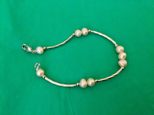 ( Lot of 10 ) Natural Freshwater Pearls & Plastic Beads 6 inch Clip Bracelets - Picture 2 of 3