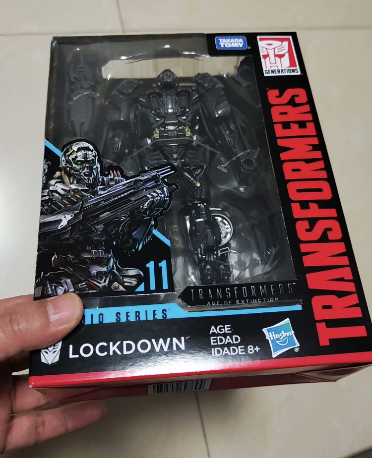 トランスフォーマー　STUDIO SERIES LOCKDOWN ss-10 Transformers Studio Series Deluxe Class LOCKDOWN Review