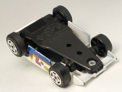 Vintage 1986 Hot Wheels XV Racers White Mach 7 Union 80's Stunt