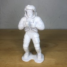 Vintage 1970 Louis Marx WHITE Plastic 5 1/2" Astronaut Spaceman w/ Camera U.S.A.