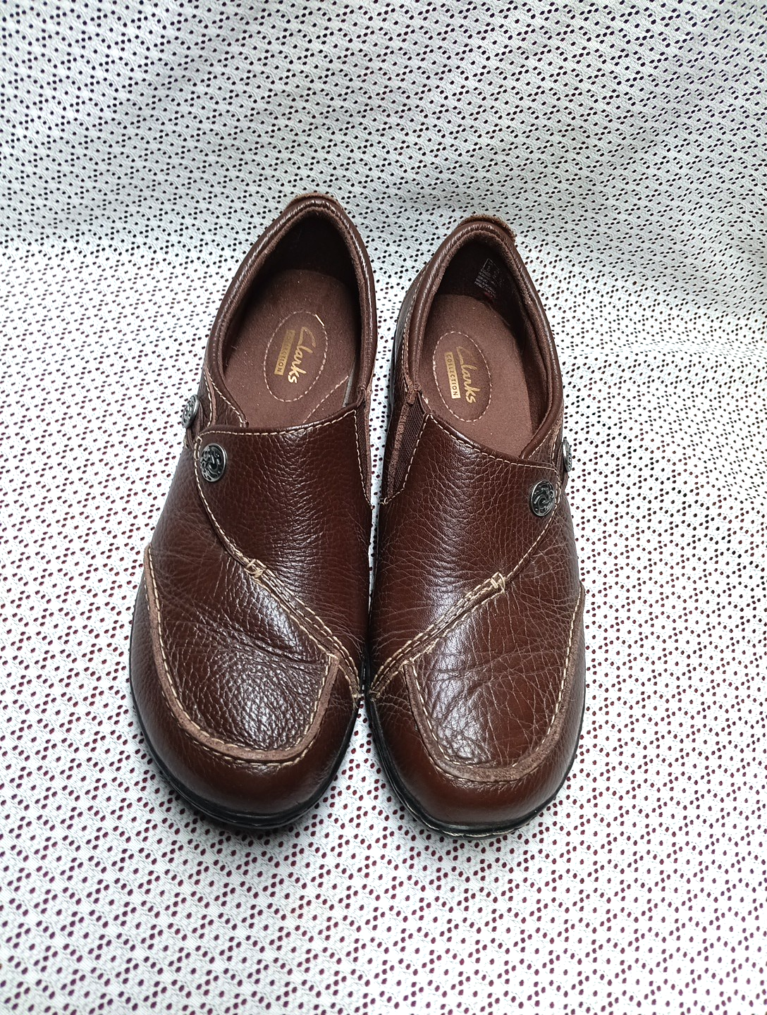 CLARKS Brown Leather Slip On Loafers Size 8.5 Comfort Shoes