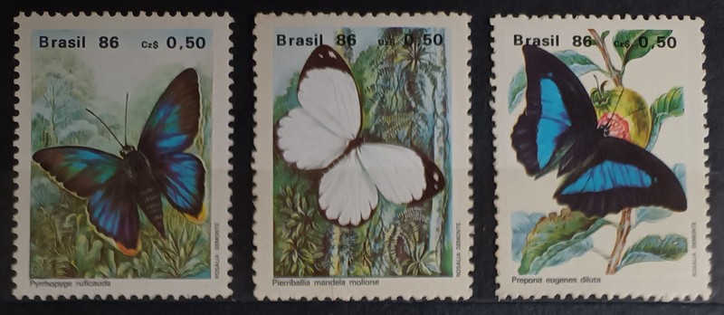 BRAZIL. 1986. BUTTERFLIES, MOTHS. COMPLETE ISSUE 3 STAMPS. MNH. LOT IN GERMANY