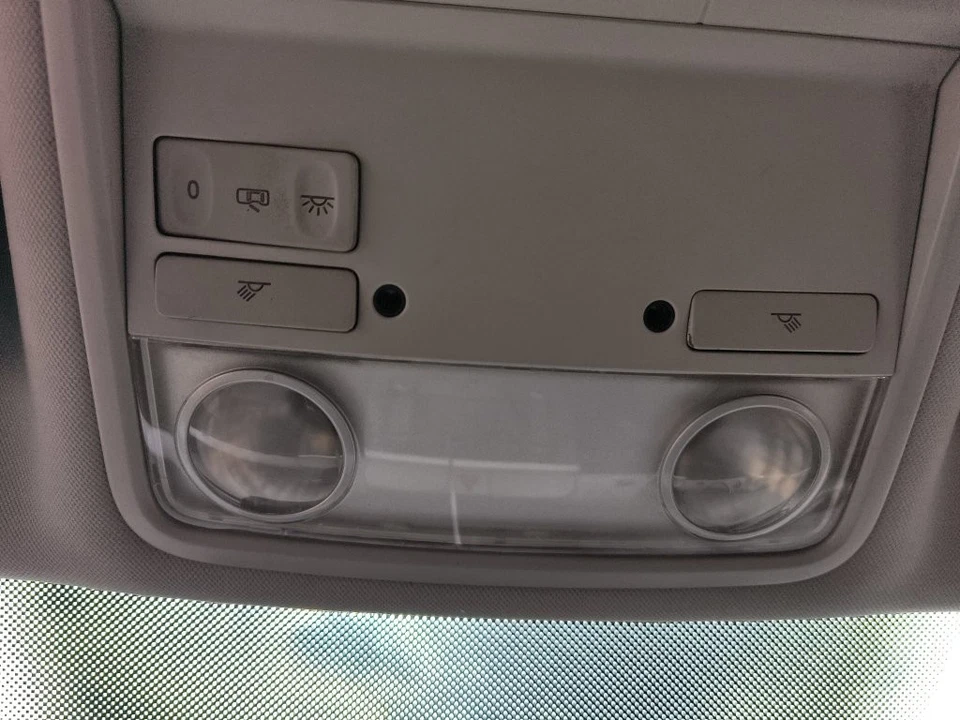 PANEL DE LUZ INTERIOR VOLKSWAGEN PASSAT 2005-2010 Foto 2 de 4