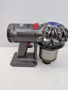 Dyson V7 Akku-Handstaubsauger Hauptteil / Motor ohne Behälter funktioniert