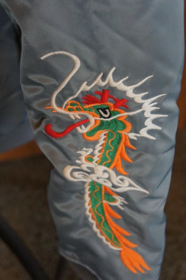 SCHOTT Nylon Insulated Flight Bomber Patches Intermediate Gray Green Jacket Lrg - Image 4 of 4