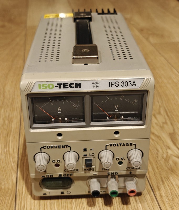 ISO-TECH Bench Power Supply, 0 - 30V, 0 - 3A, 1-Output, 160W