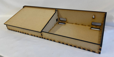 Modelleisenbahn Schalttafel. Controller Regal & Elektronikplatine. Blinkerfuß