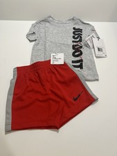 Size 2T NIKE AIR KIDS TODDLER T SHIRT AND SHORTS 2 PIECE SET NWT 40