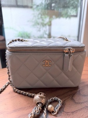 CHANEL Matelasse Chain Shoulder Bag vanity 157996