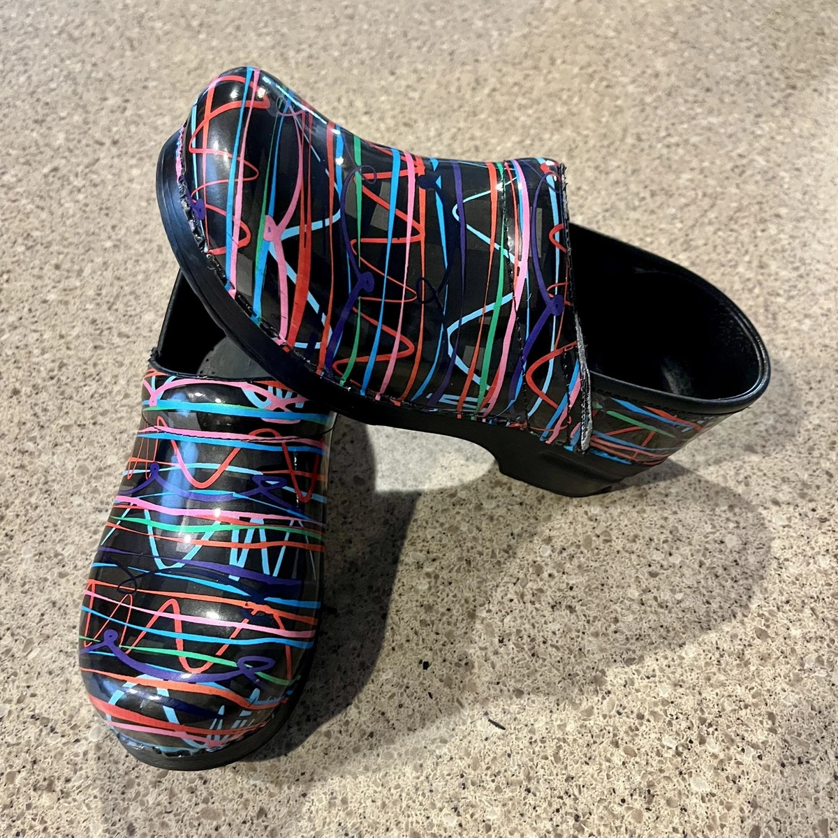 Dansko XP Womens Scrub Clogs Black Patent 39 8.5 To 9 Dansko XP 2.0 Glossy Black Patent Slip | Mercari main image 2