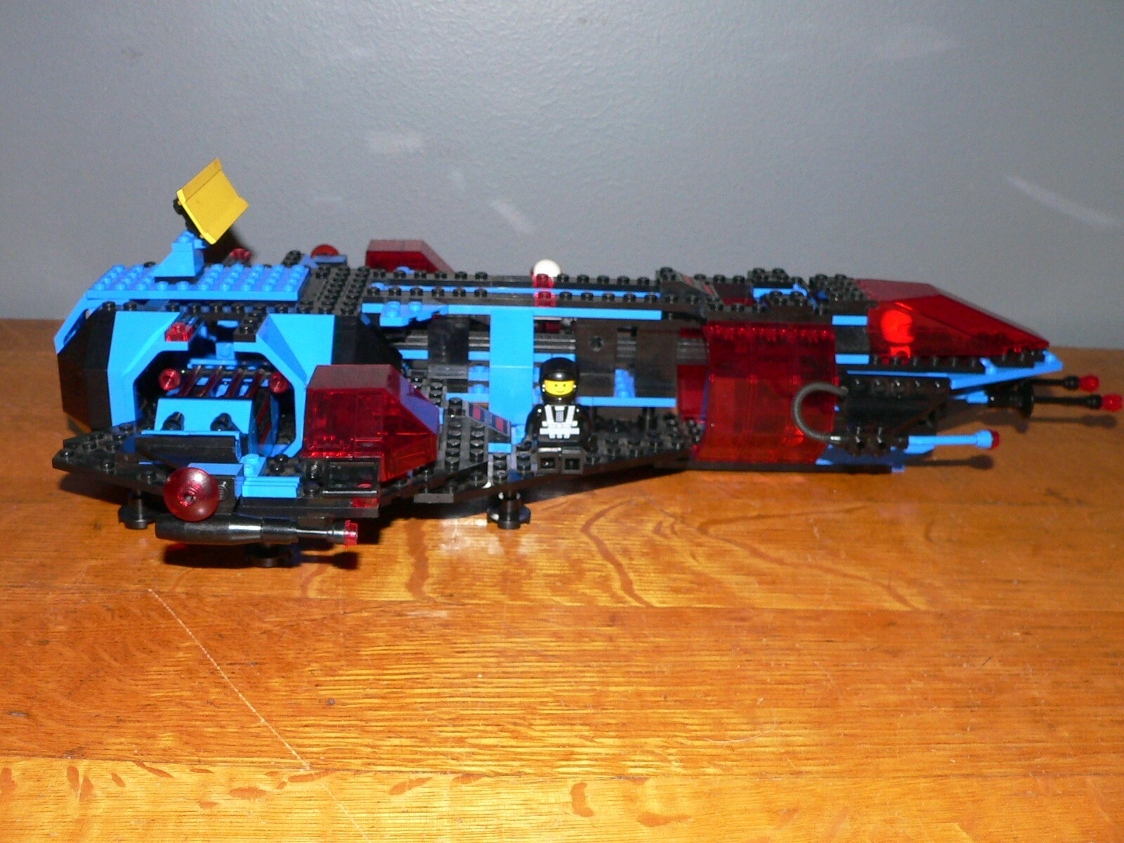 Picture 2 of 8