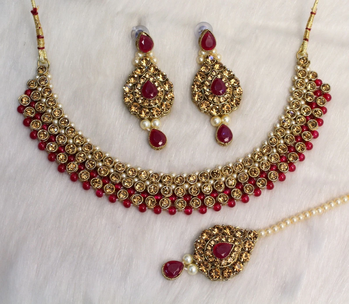 Soft Pink Antique Gold Necklace Set With Tikka