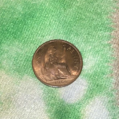 1966 Great Britain 1 Penny Bronze Coin Elizabeth II Britannia Reverse KM#749 - Image 1 of 3