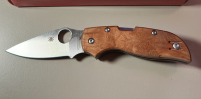 Spyderco C152 Chaparral Lockback Folding Knife Maple Handle FACTORY SECOND NEW