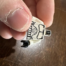 LEGO Star Wars: V-19 Torrent (7674)- wrong torso 