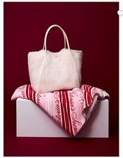 Victoria  s Secret Tote And Blanket Set Brand New Fleece Blanket Cozy New