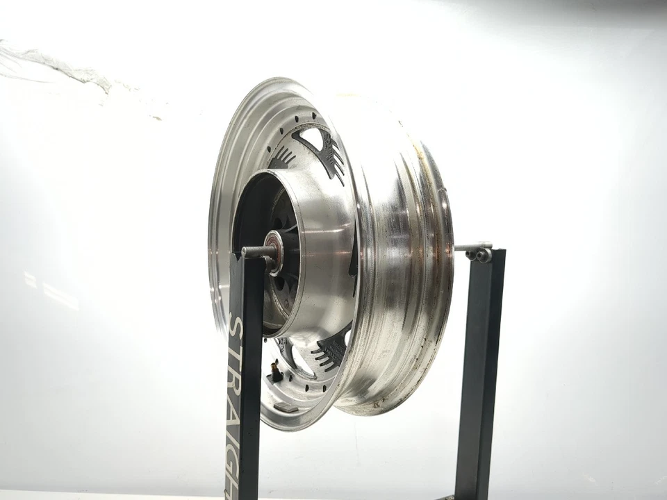 Llanta trasera 98-04 Suzuki VZ800 Marauder 15x3,50 Foto 2 de 4