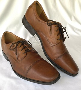 clarks tilden brown