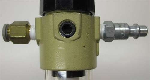 Filtro/regulador 9891K41 con calibre, entrada máxima de 150 psig, salida máxima de 100 psig, puerto de 1/8 - Imagen 7 de 11