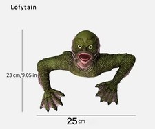 Small Fashion Monsters Creature from the Black Lagoon Grave Walker Horror Figure