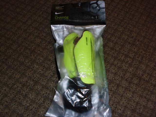 nike charge shin guards youth