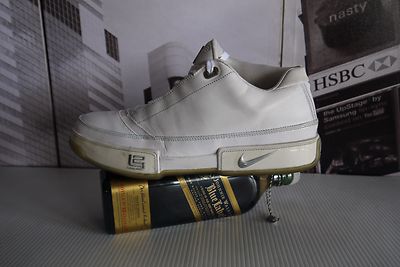 2007 Nike Men's Zoom LeBron Low ST Sneakers shoes WHITE LEATHER US 11.5 EU 45.5