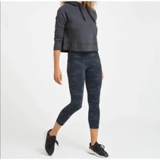 SPANX CROPPED BLACK CAMO SEAMLESS LEGGINGS SIZE SMALL NWT