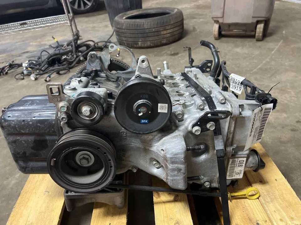 适合 14-15 雪佛兰 SPARK ENGINE Assy Vin 9 第 8 位汽油 96k 运行良好 — 第 2/4 张图片