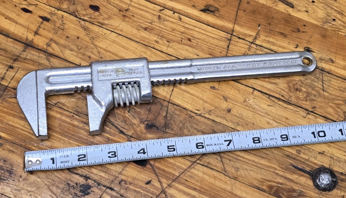 Vintage NOS 11" Diamond Tool & Horseshoe Co Adjustable Monkey Pipe Wrench C-711