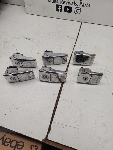 Honda GL1200 Goldwing saddlebag trunk latch lock set - Picture 6 of 6