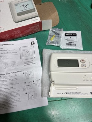 Honeywell TH421OU2002 Programmable Thermostat