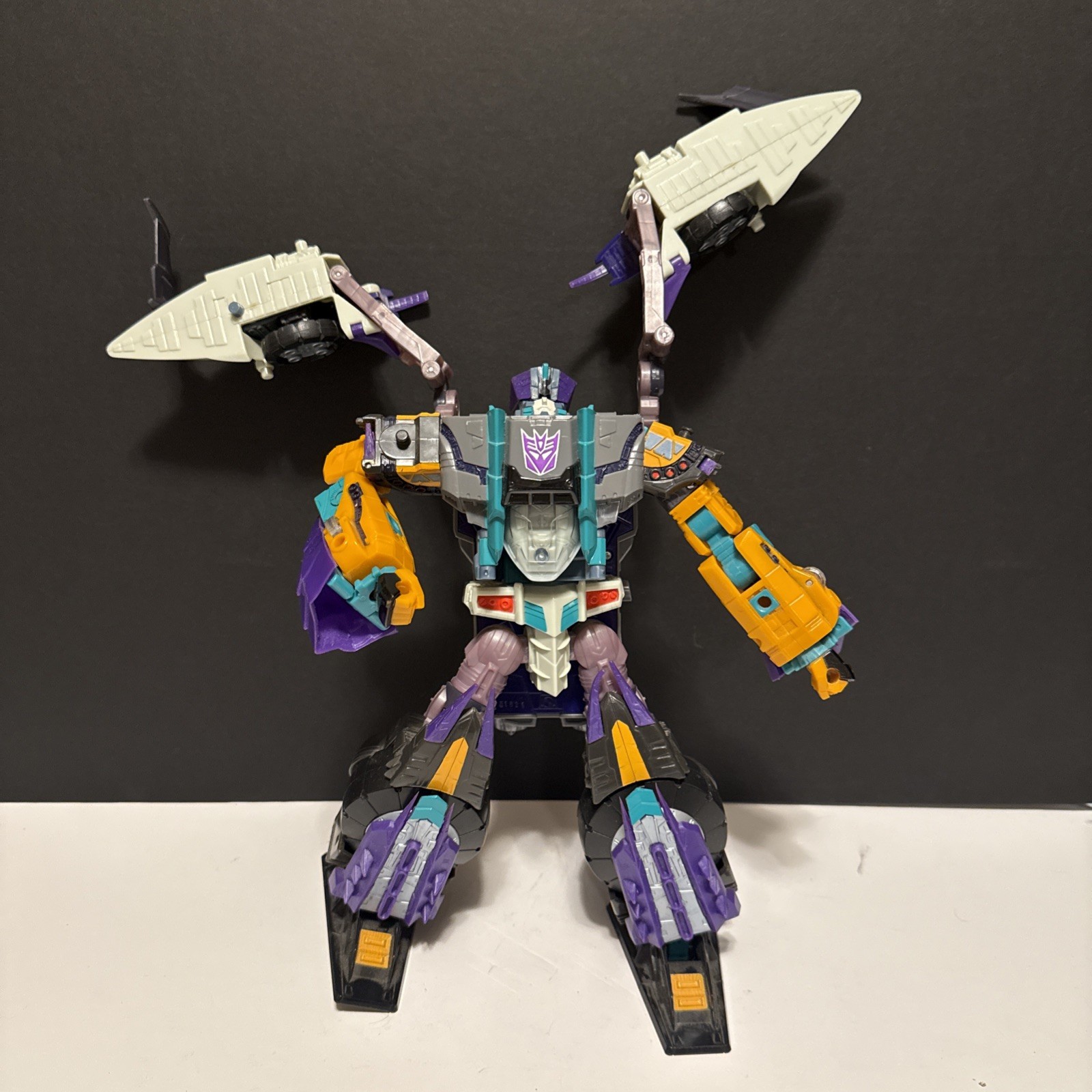 2005 Transformers Cybertron Megatron 99% Complete Action Figure Works